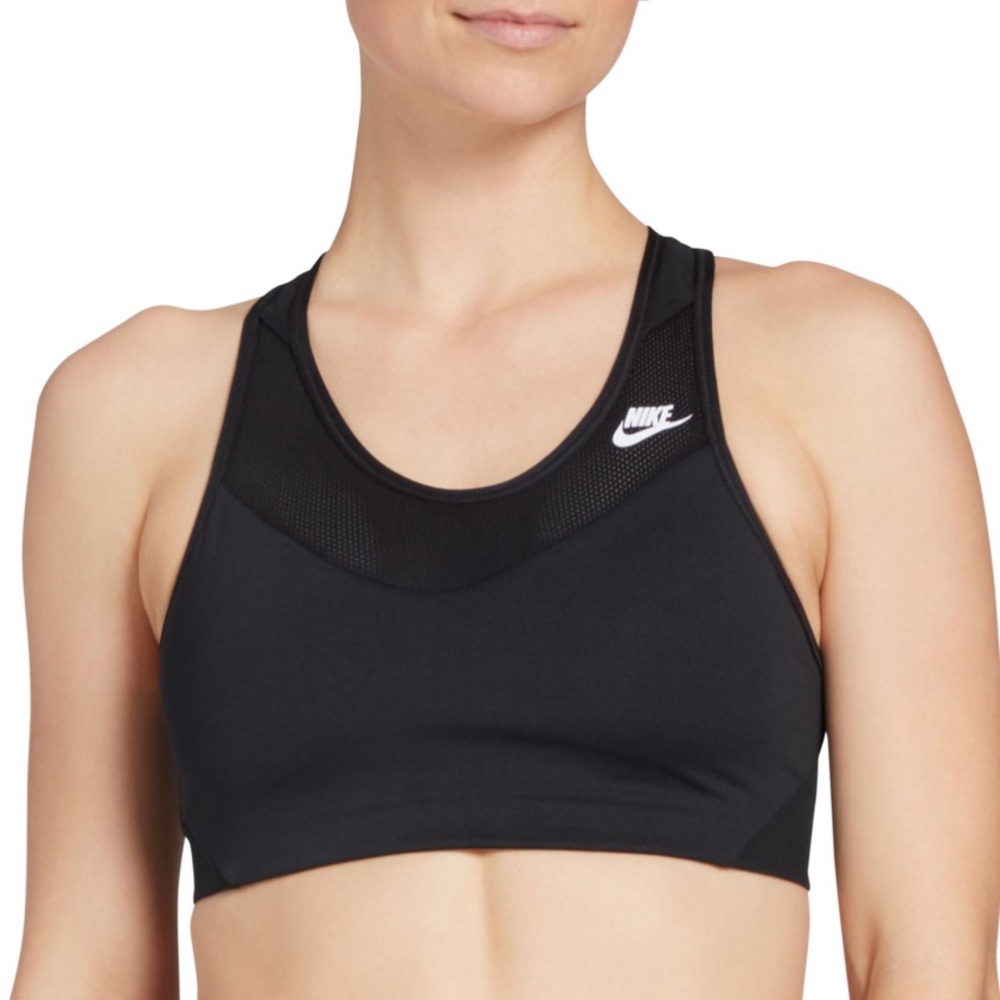 Nike Swoosh Sports Bra